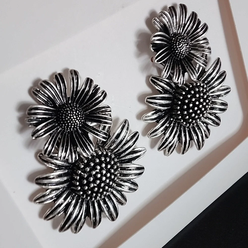 ZARA Double Flower Earrings - Picture 11 of 13